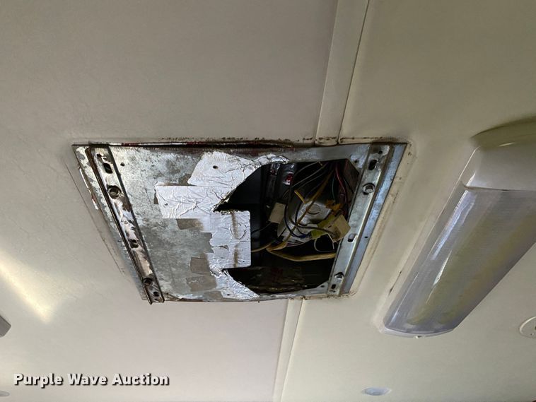 image for item JW9497 2009 Freightliner XC-R Mandalay  RV