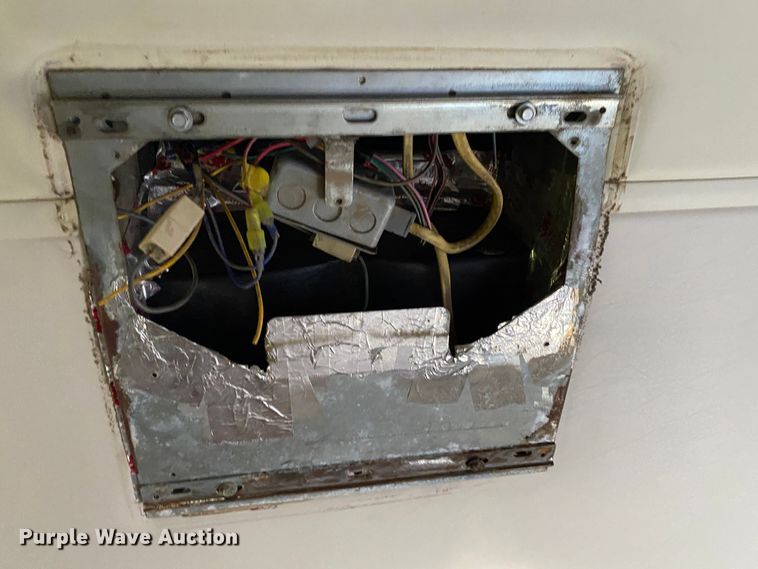 image for item JW9497 2009 Freightliner XC-R Mandalay  RV