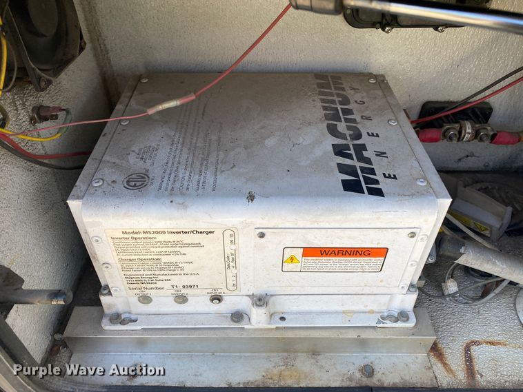 image for item JW9497 2009 Freightliner XC-R Mandalay  RV