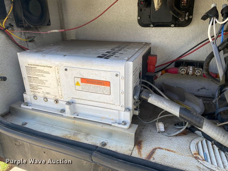 image for item JW9497 2009 Freightliner XC-R Mandalay  RV