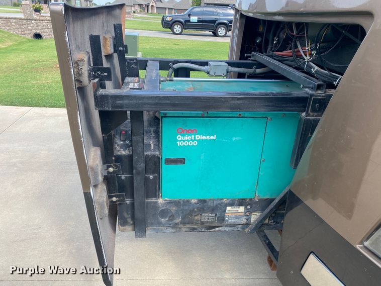 image for item JW9497 2009 Freightliner XC-R Mandalay  RV