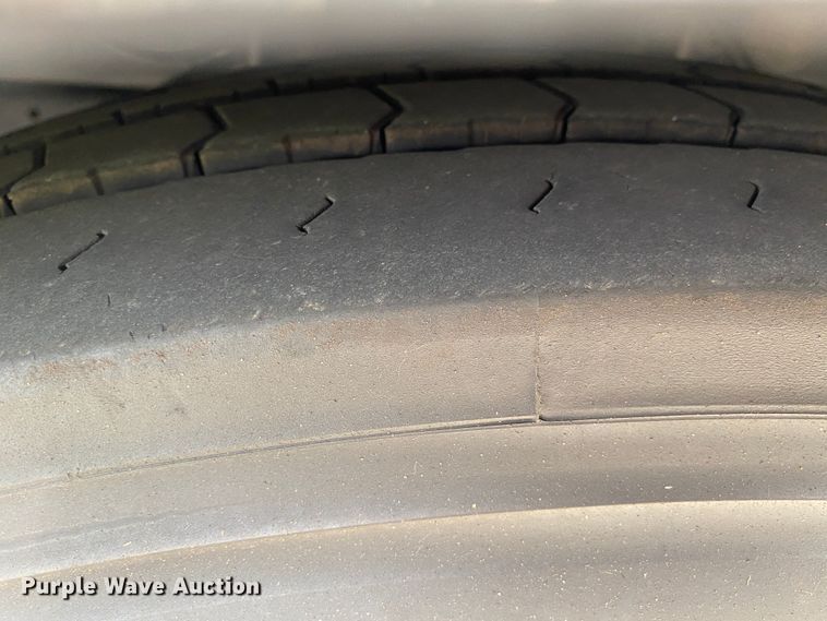 image for item JW9497 2009 Freightliner XC-R Mandalay  RV