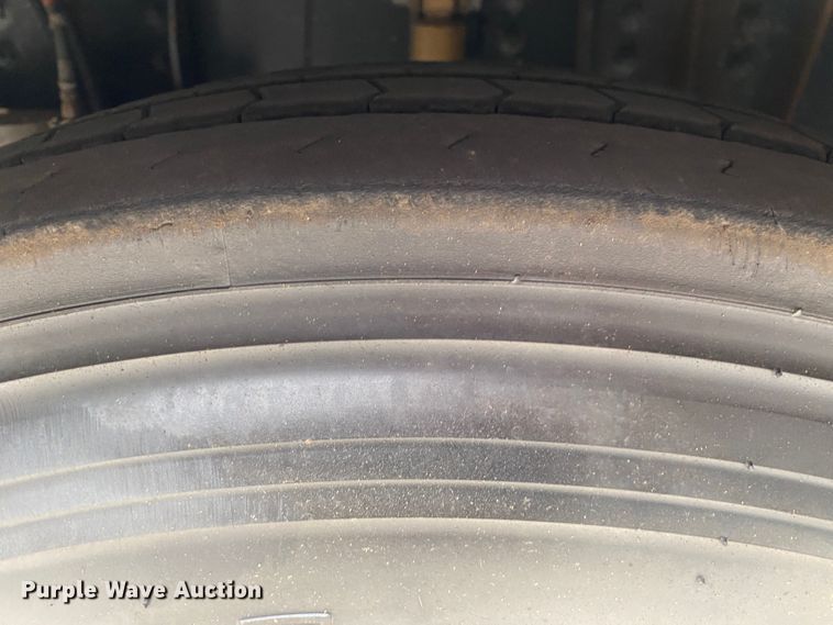 image for item JW9497 2009 Freightliner XC-R Mandalay  RV