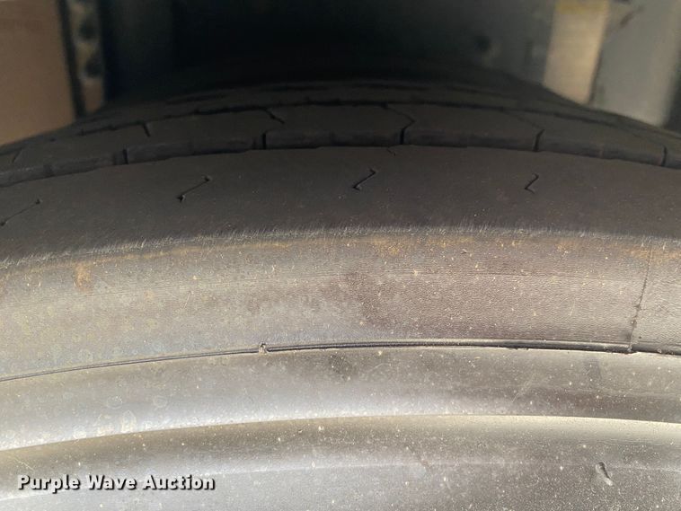 image for item JW9497 2009 Freightliner XC-R Mandalay  RV