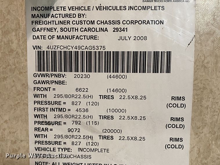 image for item JW9497 2009 Freightliner XC-R Mandalay  RV