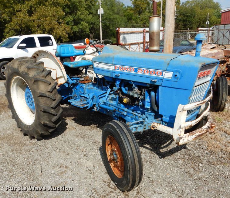 image for item JX9113 1971 Ford 2000  tractor