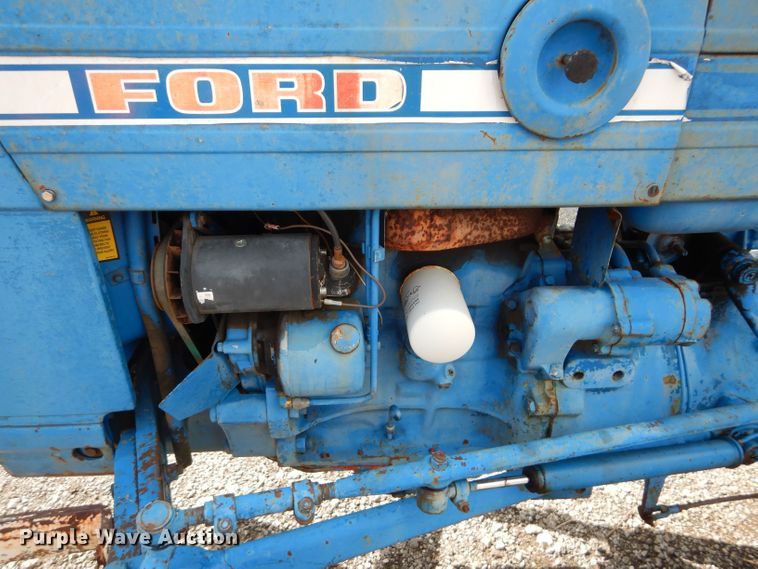 image for item JX9113 1971 Ford 2000  tractor