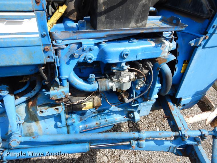 image for item JX9113 1971 Ford 2000  tractor