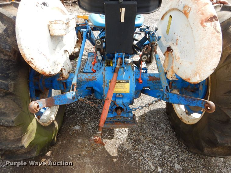 image for item JX9113 1971 Ford 2000  tractor