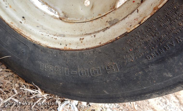 image for item JX9114 1961 International Harvester B414  tractor