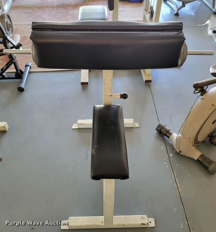 image for item JZ9157 Weight room equipment
