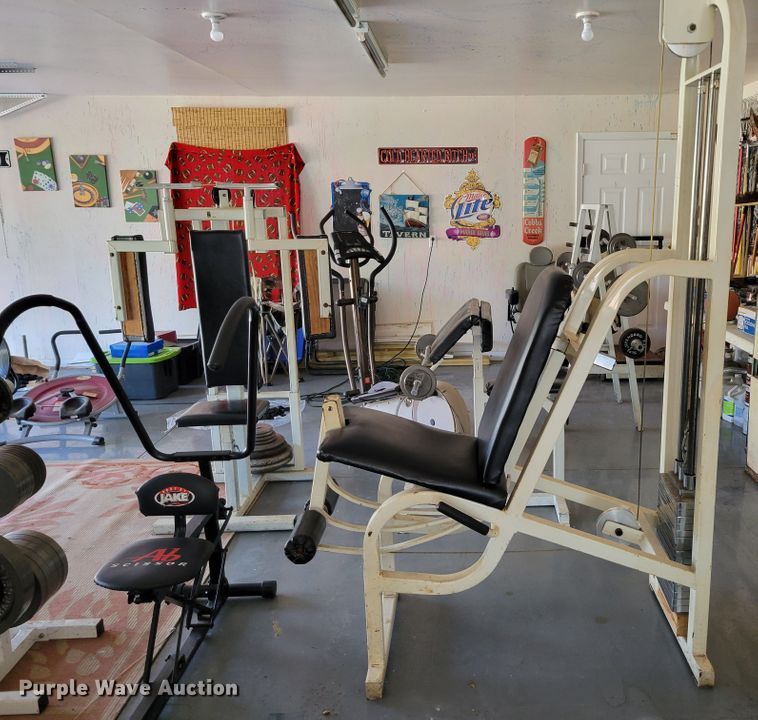 image for item JZ9157 Weight room equipment