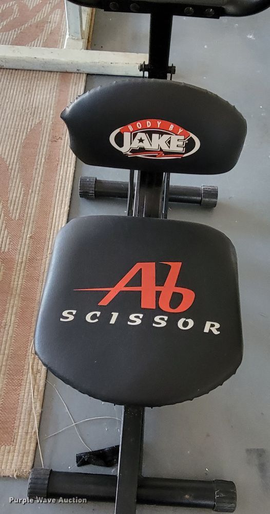 image for item JZ9157 Weight room equipment