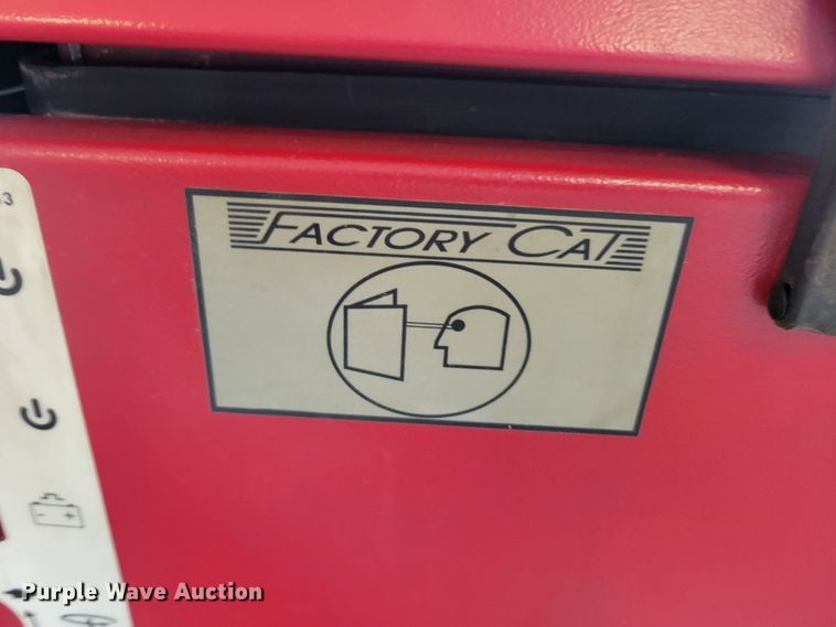 image for item JZ9164 Factory Cat 34  floor sweeper