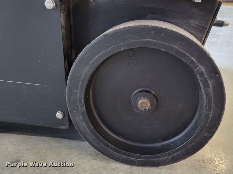 image for item JZ9164 Factory Cat 34  floor sweeper