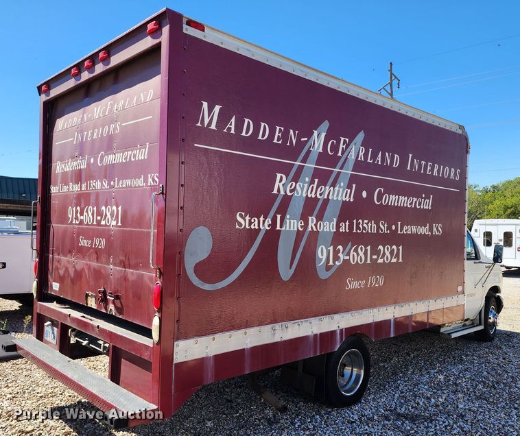 image for item KH9248 1995 Ford E350  box truck
