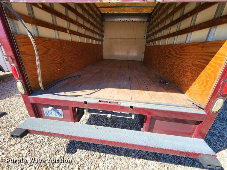 image for item KH9248 1995 Ford E350  box truck