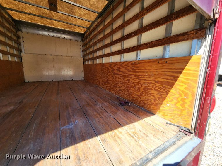 image for item KH9248 1995 Ford E350  box truck