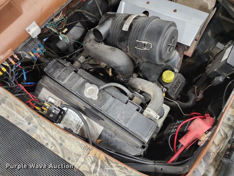 image for item KH9296 2010 Argo 750HDI 8x8  utility vehicle