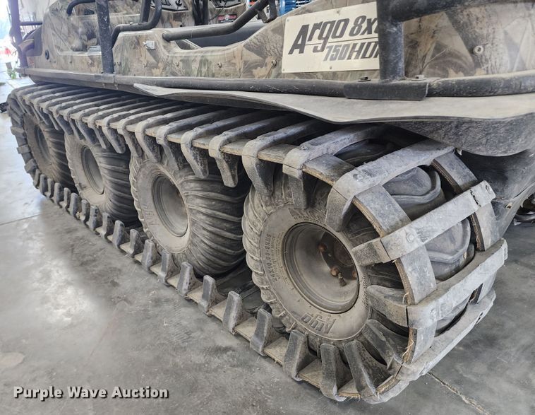 image for item KH9296 2010 Argo 750HDI 8x8  utility vehicle