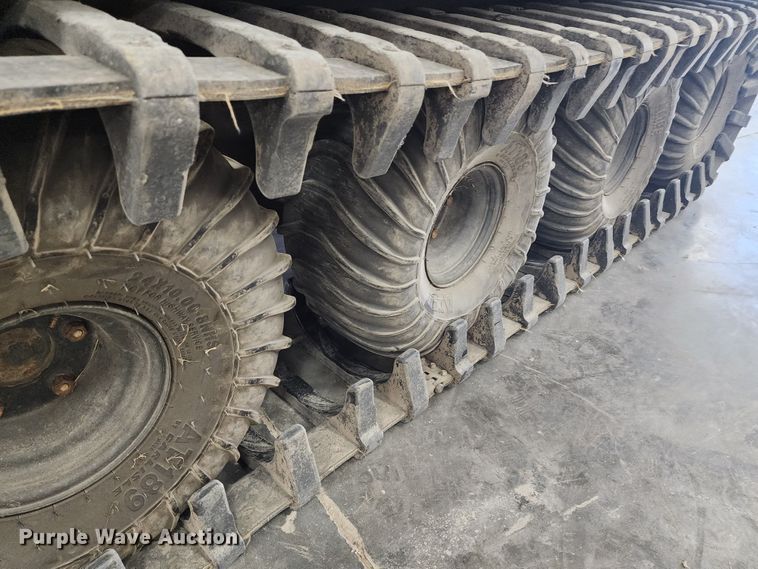 image for item KH9296 2010 Argo 750HDI 8x8  utility vehicle