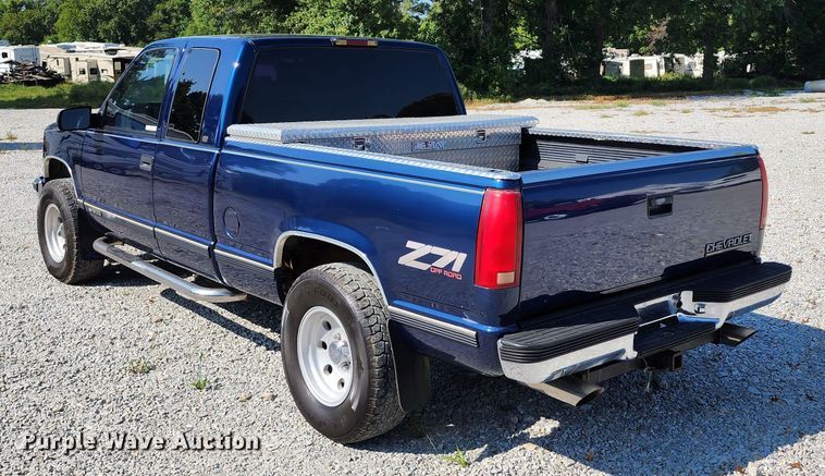 image for item KH9307 1998 Chevrolet K1500  Ext. Cab pickup truck