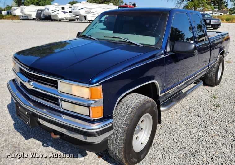 image for item KH9307 1998 Chevrolet K1500  Ext. Cab pickup truck