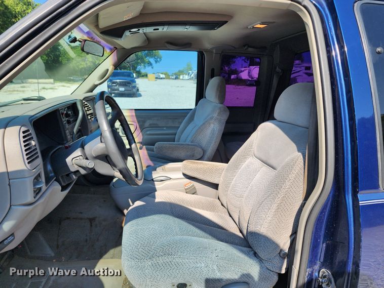 image for item KH9307 1998 Chevrolet K1500  Ext. Cab pickup truck