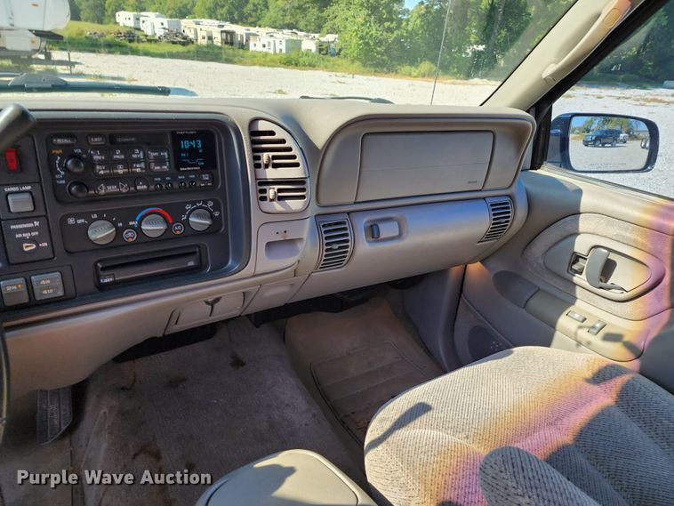 image for item KH9307 1998 Chevrolet K1500  Ext. Cab pickup truck