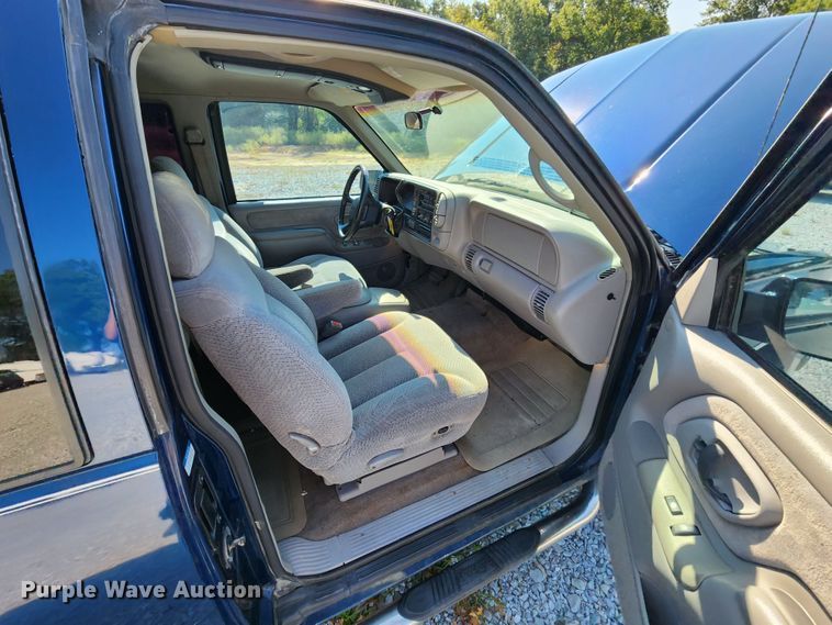 image for item KH9307 1998 Chevrolet K1500  Ext. Cab pickup truck