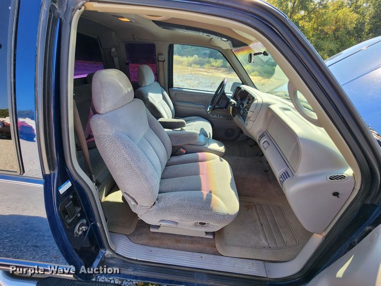 image for item KH9307 1998 Chevrolet K1500  Ext. Cab pickup truck