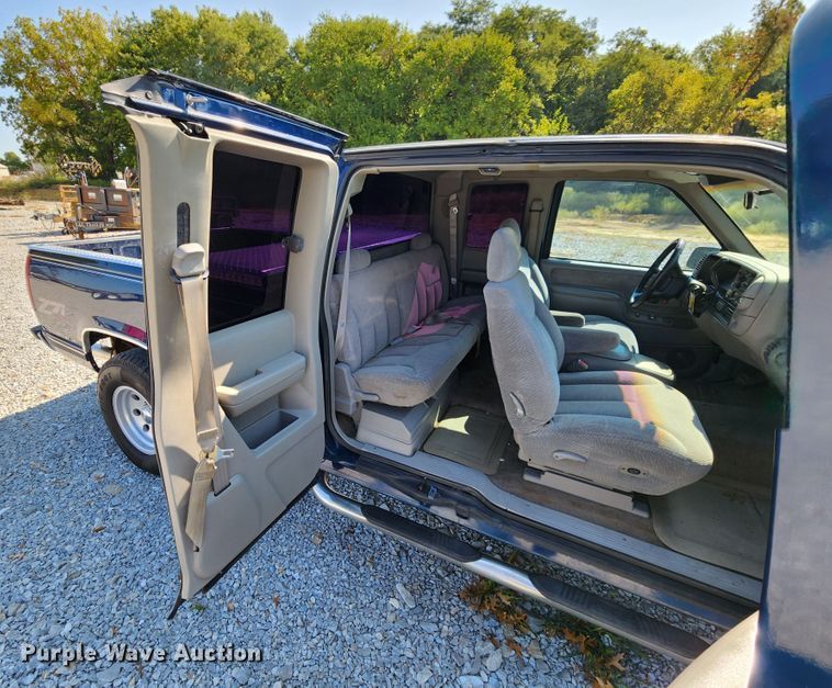 image for item KH9307 1998 Chevrolet K1500  Ext. Cab pickup truck