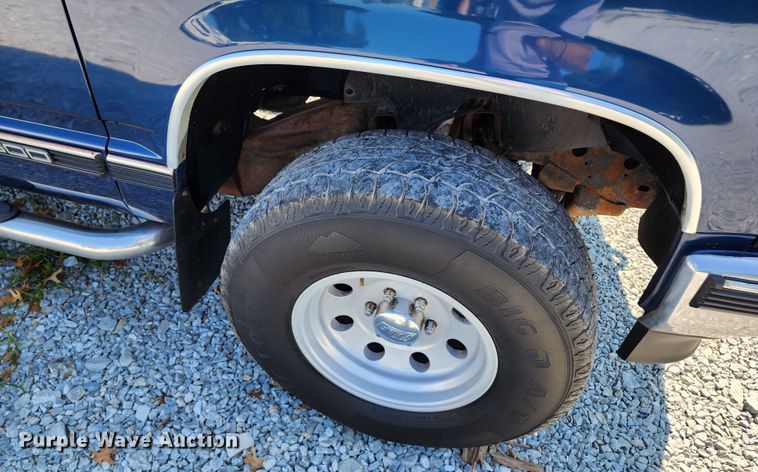 image for item KH9307 1998 Chevrolet K1500  Ext. Cab pickup truck