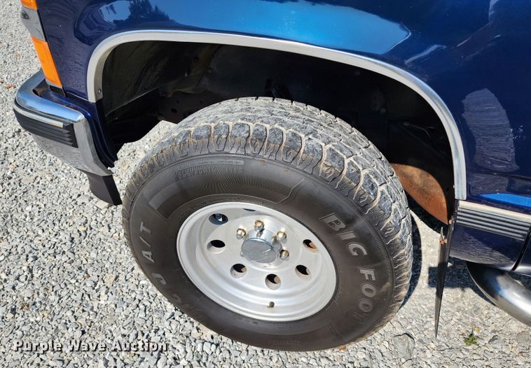 image for item KH9307 1998 Chevrolet K1500  Ext. Cab pickup truck