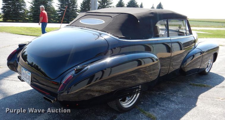 image for item KP9438 1947 Cadillac Series 62  convertible