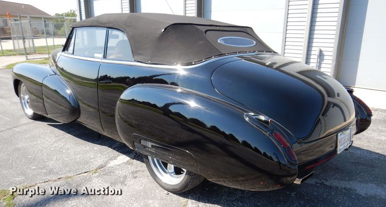 image for item KP9438 1947 Cadillac Series 62  convertible