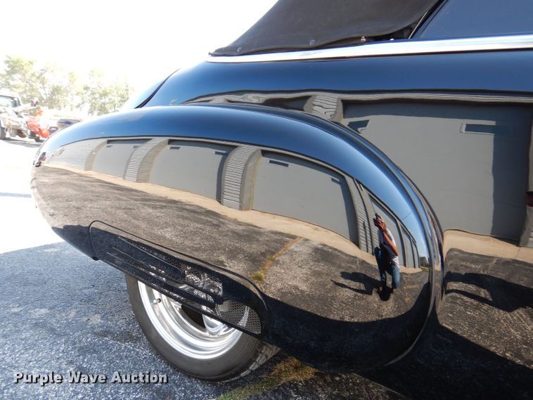 image for item KP9438 1947 Cadillac Series 62  convertible