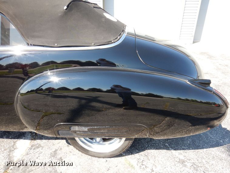 image for item KP9438 1947 Cadillac Series 62  convertible