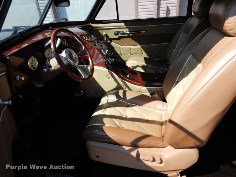 image for item KP9438 1947 Cadillac Series 62  convertible