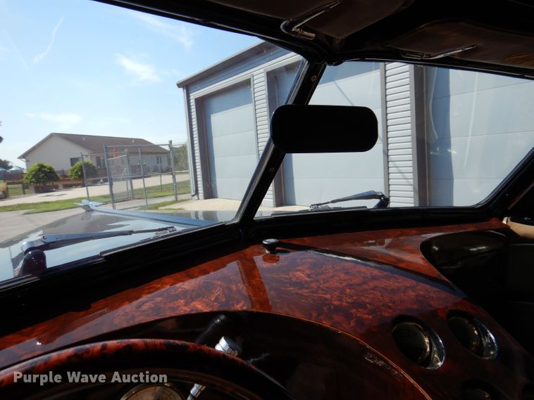 image for item KP9438 1947 Cadillac Series 62  convertible