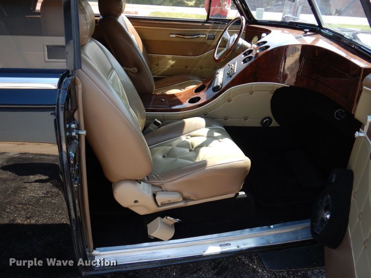 image for item KP9438 1947 Cadillac Series 62  convertible