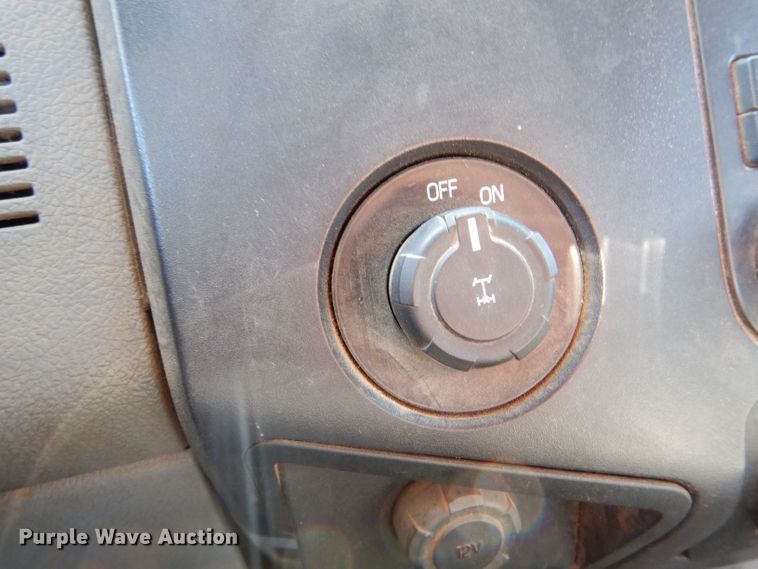 image for item LB9970 2011 Ford F250 Super Duty XL  SuperCab pickup truck