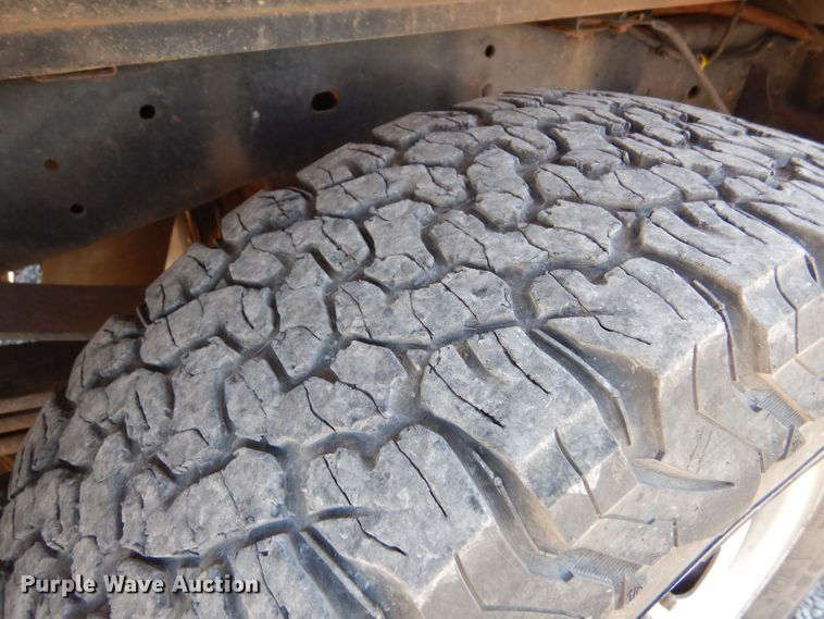 image for item LB9970 2011 Ford F250 Super Duty XL  SuperCab pickup truck