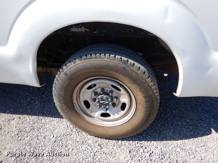 image for item LB9970 2011 Ford F250 Super Duty XL  SuperCab pickup truck