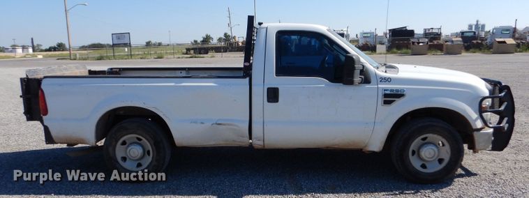 image for item LB9971 2010 Ford F250 Super Duty  pickup truck