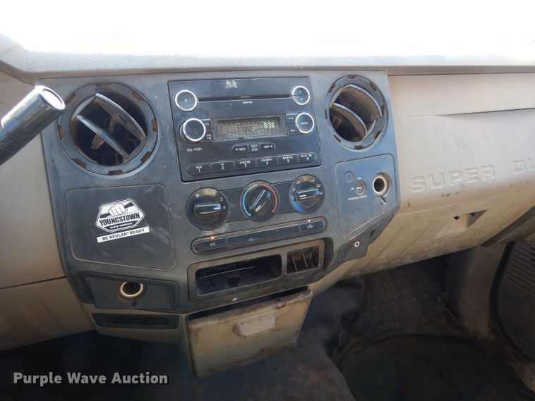 image for item LB9971 2010 Ford F250 Super Duty  pickup truck