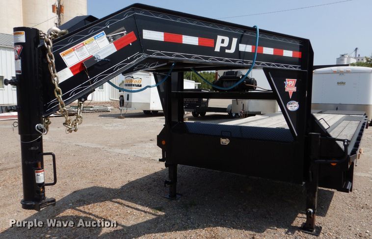 image for item LB9979 2019 PJ L3302  equipment trailer
