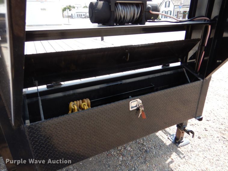 image for item LB9979 2019 PJ L3302  equipment trailer