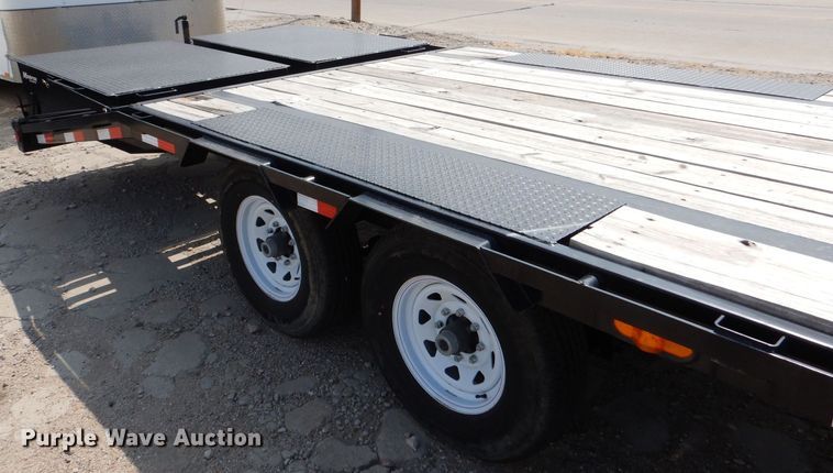 image for item LB9979 2019 PJ L3302  equipment trailer