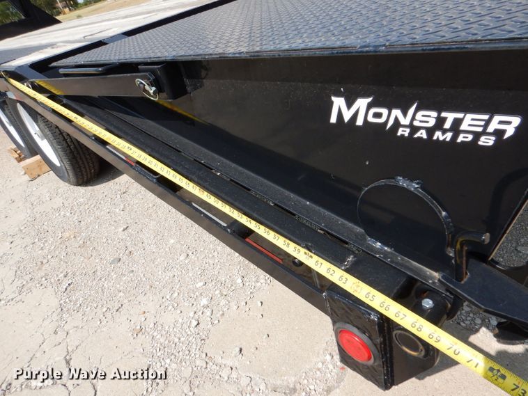 image for item LB9979 2019 PJ L3302  equipment trailer